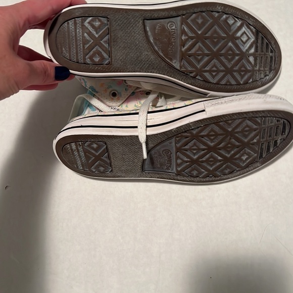 Converse unicorn high top tennis shoe. - Picture 7 of 8